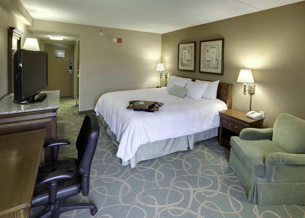 Hampton Inn Hartford Airport Windsor Locks Zimmer foto